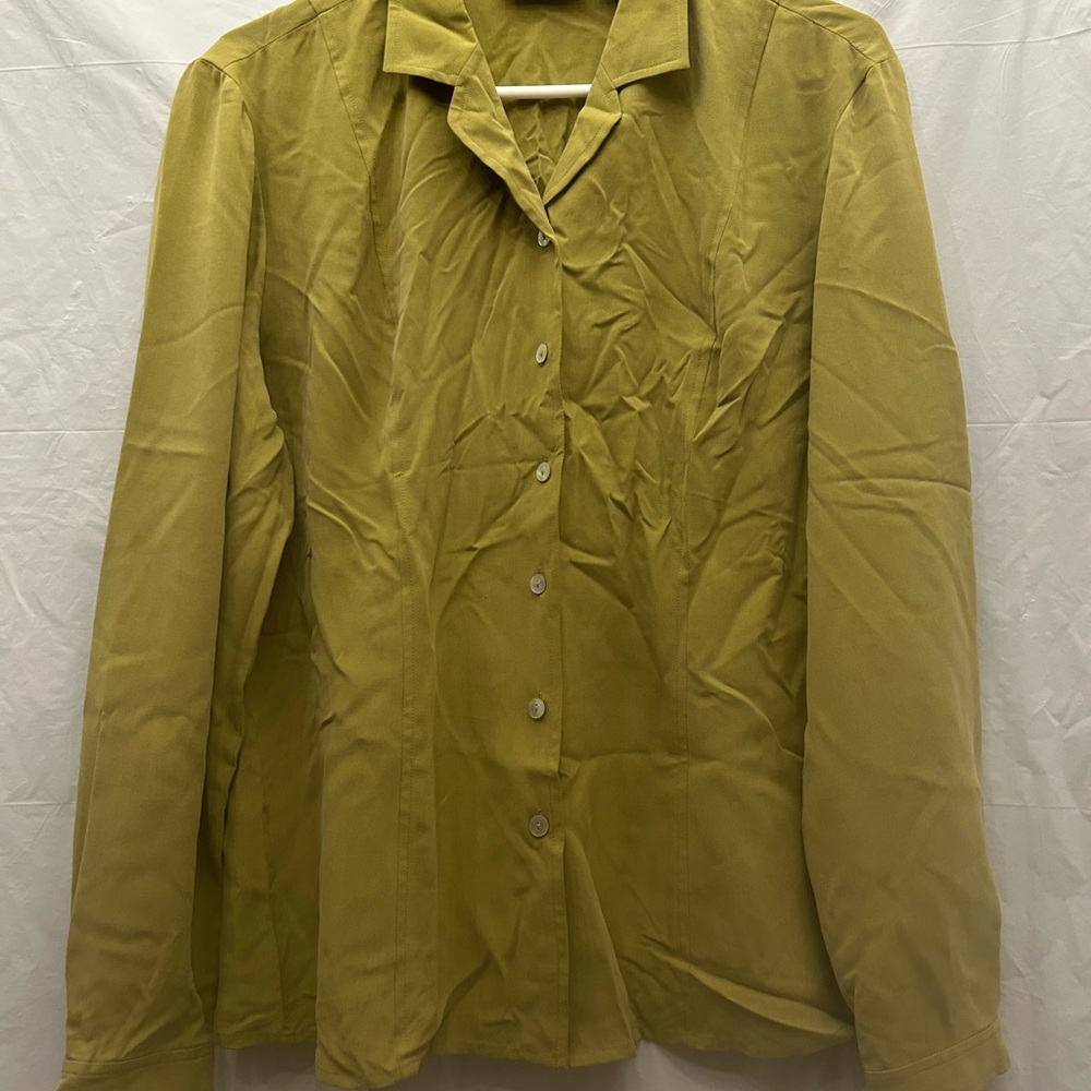 Liz Claiborne Olive Green Button Down Blouse Sz 14 100% Silk NWNT